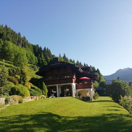 Chambres En Chalet Petit Dejeuner Inclus La Cote d'Arbroz Eksteriør bilde