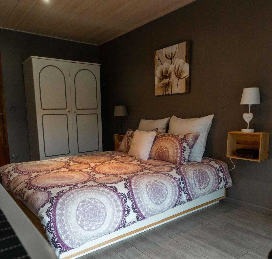 Chambres En Chalet Petit Dejeuner Inclus La Cote d'Arbroz Eksteriør bilde