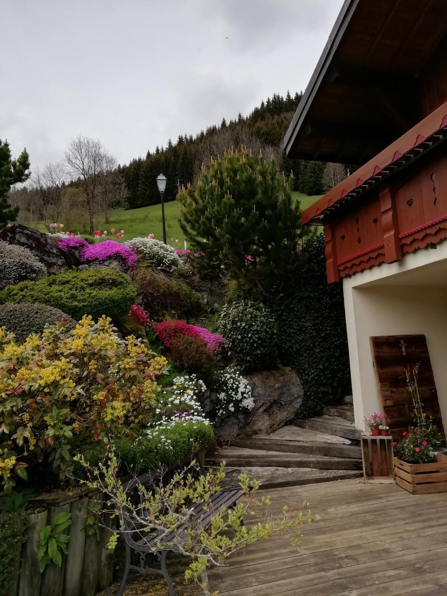 Chambres En Chalet Petit Dejeuner Inclus La Cote d'Arbroz Eksteriør bilde